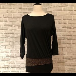 Man Hi Shang Black Gold Long Sleeve Top Medium